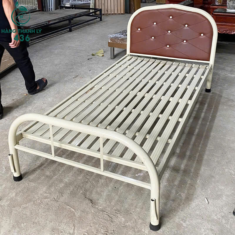 Giường Sắt Cũ 1Mx2M Giá Rẻ Thoáng Khí Dễ Vệ Sinh giuong-sat-cu-gia-re-thoang-khi-de-ve-sinh-2 Giường Sắt Cũ 1Mx2M Giá Rẻ Thoáng Khí Dễ Vệ Sinh