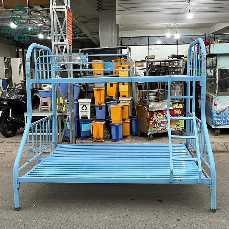 Giường Tầng Sắt Cũ 1M2x2M Màu Xanh Tiết Kiệm Diện Tích giuong-tang-sat-cu-1m2x2m-mau-xanh-tiet-kiem-dien-tich-3 Giường Tầng Sắt Cũ 1M2x2M Màu Xanh Tiết Kiệm Diện Tích