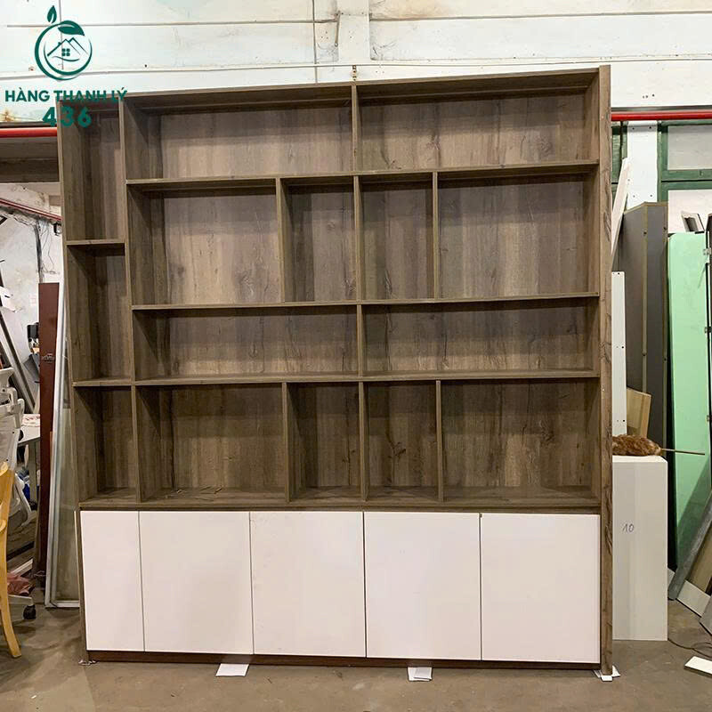 ke-trung-bay-cu-2m2x2m4x32cm-2-1 Kệ Trưng Bày Cũ 2M2x2M4x32CM Thiết Kế Nhiều Ô  