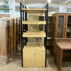 ke-trung-bay-go-khung-sat-4-tang-co-tu-duoi-moi