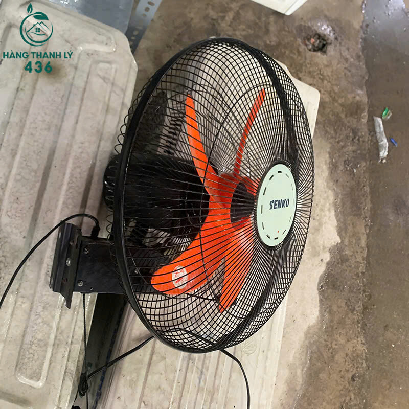 Quạt Treo Tường SENKO Cũ Cánh Cam Giá Rẻ quat-treo-tuong-senko-cu-canh-cam-gia-re-2 Quạt Treo Tường SENKO Cũ Cánh Cam Giá Rẻ