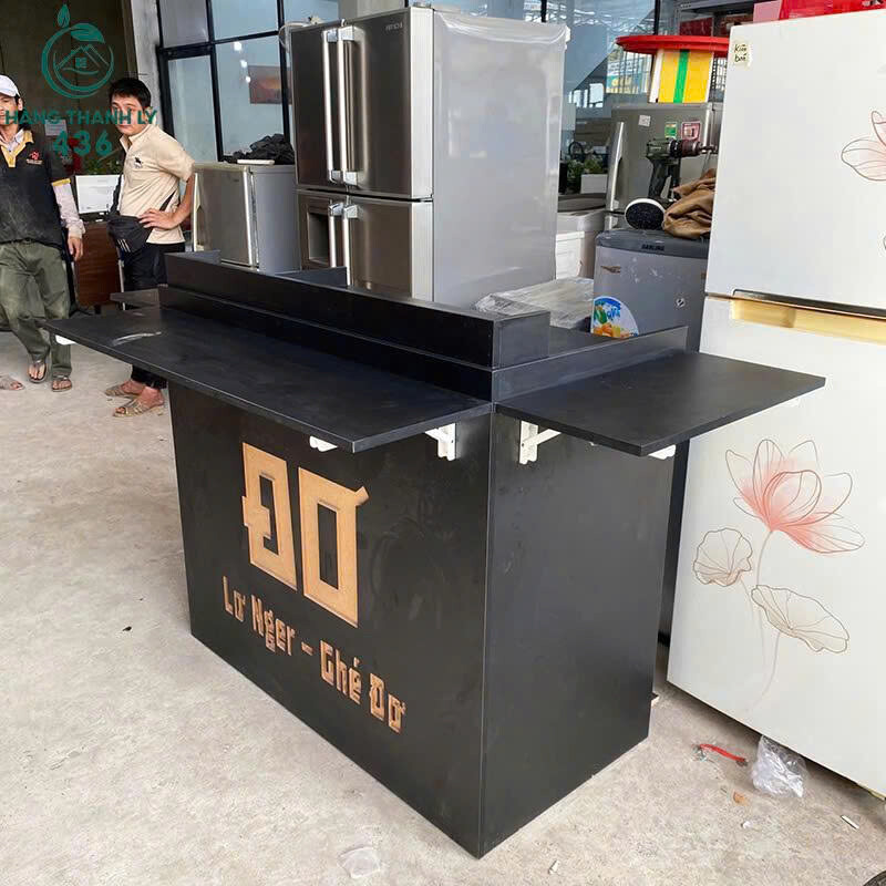 Quầy Đen Có Kệ Trưng Bày Và Tủ Khóa Mới 99% quay-den-co-ke-trung-bay-va-tu-khoa-moi-99-3 Quầy Đen Có Kệ Trưng Bày Và Tủ Khóa Mới 99%