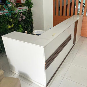 quay-le-tan-chu-l-3m40x1m2x81cm-mau-trang-sang-trong