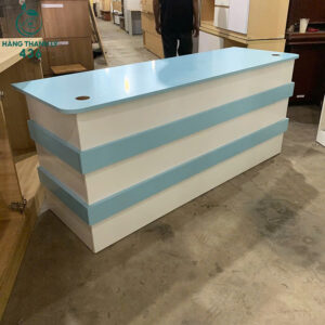 quay-le-tan-cu-mau-xanh-trang-hien-dai