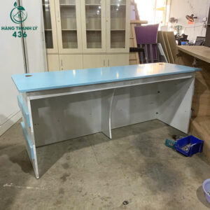 quay-le-tan-cu-mau-xanh-trang-hien-dai