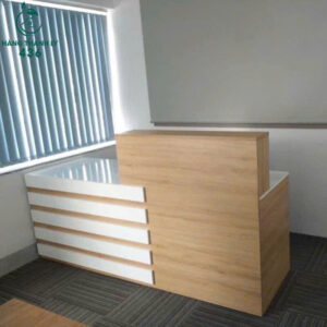 quay-le-tan-thiet-ke-hien-dai-cho-van-phong-moi-99