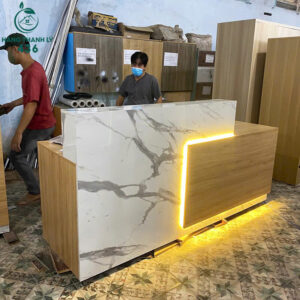 quay-tiep-tan-go-phoi-da-voi-den-led-moi-99