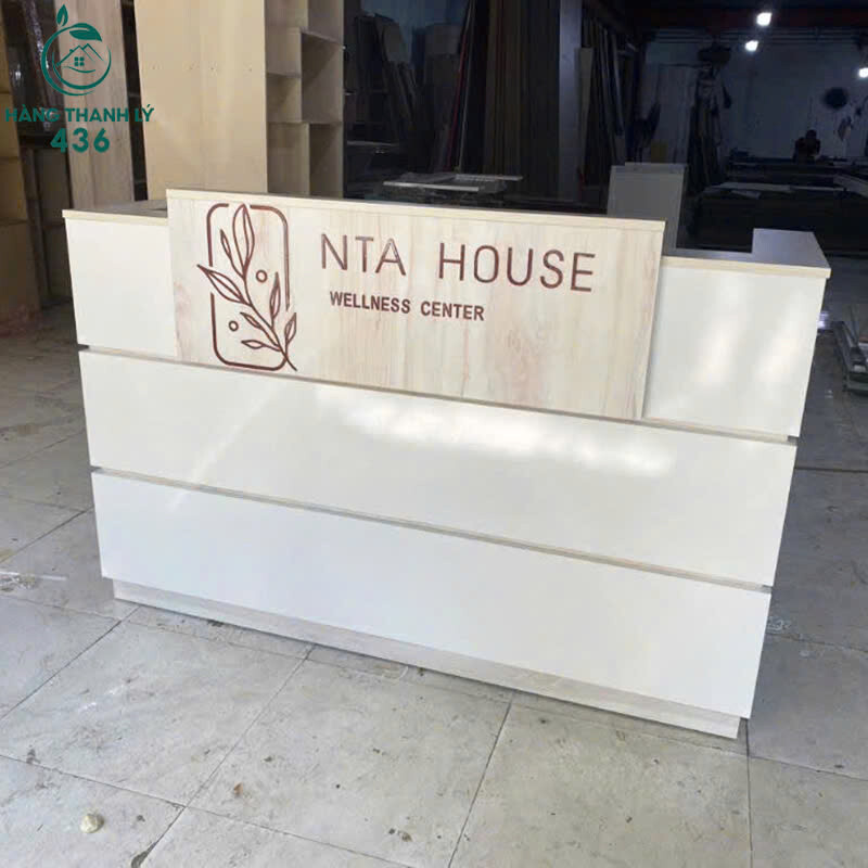 Quầy Tiếp Tân Mặt Sáng Trắng Mới 99% quay-tiep-tan-mat-sang-trang-moi-99-1 Quầy Tiếp Tân Mặt Sáng Trắng Mới 99%