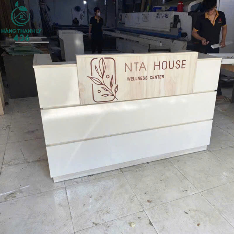 Quầy Tiếp Tân Mặt Sáng Trắng Mới 99% quay-tiep-tan-mat-sang-trang-moi-99-2 Quầy Tiếp Tân Mặt Sáng Trắng Mới 99%