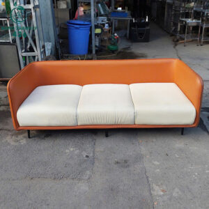 sofa-cu-1m9x70cm-mau-cam-trang-thiet-ke-hien-dai