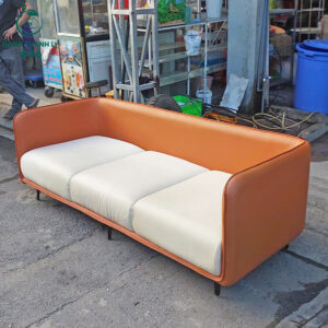 sofa-cu-1m9x70cm-mau-cam-trang-thiet-ke-hien-dai