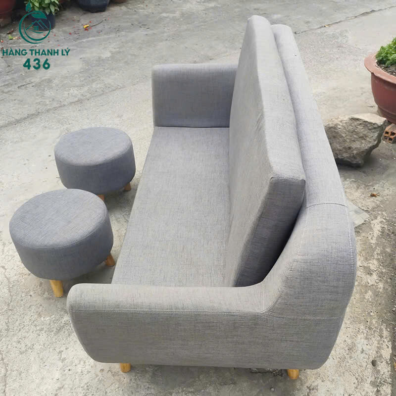 Sofa Vải Xám Cũ Kèm 2 Đôn Gỗ Chắc Chắn sofa-vai-xam-cu-kem-2-don-go-chac-chan-3 Sofa Vải Xám Cũ Kèm 2 Đôn Gỗ Chắc Chắn