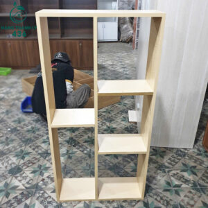 thanh-ly-tu-ke-trung-bay-nhieu-ngan-gia-tot-moi-99-1