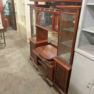 tu-de-tivi-cu-go-canh-gian-kem-tu-kinh-trung-bay