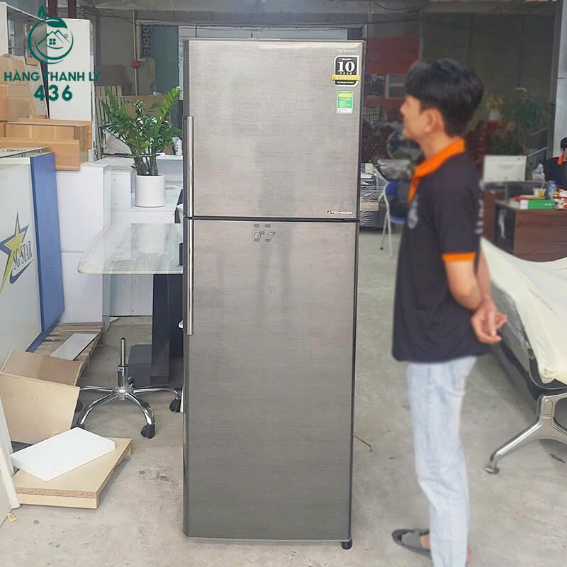 Tủ Lạnh Cũ 2 Cánh Màu Bạc Bền Bỉ tu-lanh-cu-2-canh-mat-mau-bac-ben-bi-2 Tủ Lạnh Cũ 2 Cánh Màu Bạc Bền Bỉ