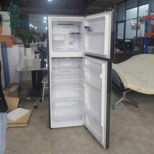 tu-lanh-cu-2-canh-mat-mau-bac-ben-bi