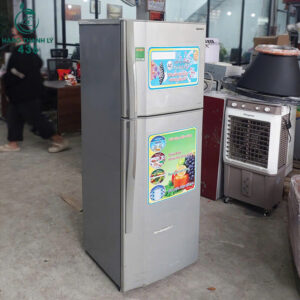 tu-lanh-cu-toshiba-2-canh-tiet-kiem-dien