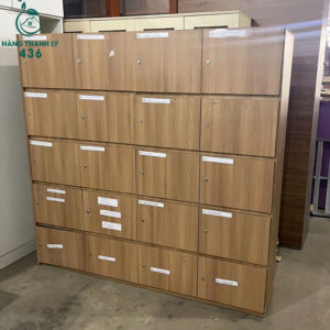 tu-locker-cu-go-cong-nghiep-nhieu-ngan-rieng-biet