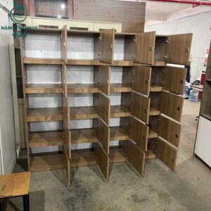 tu-locker-cu-go-cong-nghiep-nhieu-ngan-rieng-biet