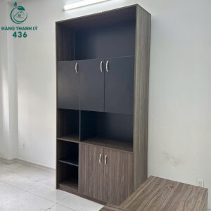 tu-quan-ao-2-canh-cu-chat-lieu-go-mau-nau