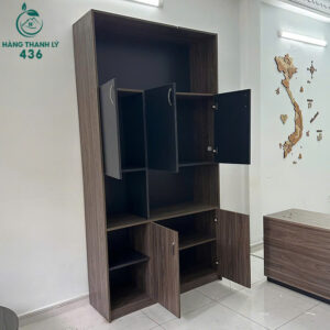 tu-quan-ao-2-canh-cu-chat-lieu-go-mau-nau