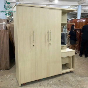 tu-quan-ao-gia-dinh-lien-ban-phan-co-guong