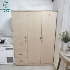 tu-quan-ao-go-cong-nghiep-cu-3-canh-tien-dung-2-300x300 Mua Bán Bàn Ghế Cũ, Nội Thất Cũ Tại TPHCM  