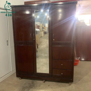 tu-quan-ao-go-cu-3-canh-co-guong-tien-dung