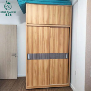 tu-quan-ao-go-cu-thiet-ke-gon-gang