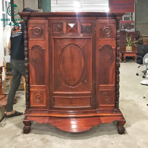 tu-tho-co-dien-cu-cham-khac-sang-trong