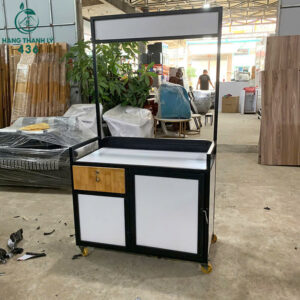 xe-ban-hang-khung-sat-son-den-phoi-trang-moi-99