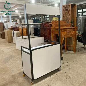 xe-ban-hang-khung-sat-son-den-phoi-trang-moi-99