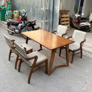 bo-ban-an-gia-dinh-go-tu-nhien-cu