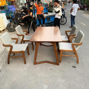 bo-ban-an-gia-dinh-go-tu-nhien-cu