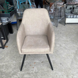 ghe-cafe-boc-da-tron-tay-cong-khung-sat-moi-99