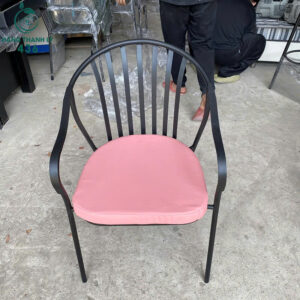 ghe-cafe-boc-da-nau-tay-go-phong-cach-vintage-moi-99