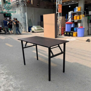 ban-gap-cu-1m2x60cm-khung-sat-mat-den-don-gian