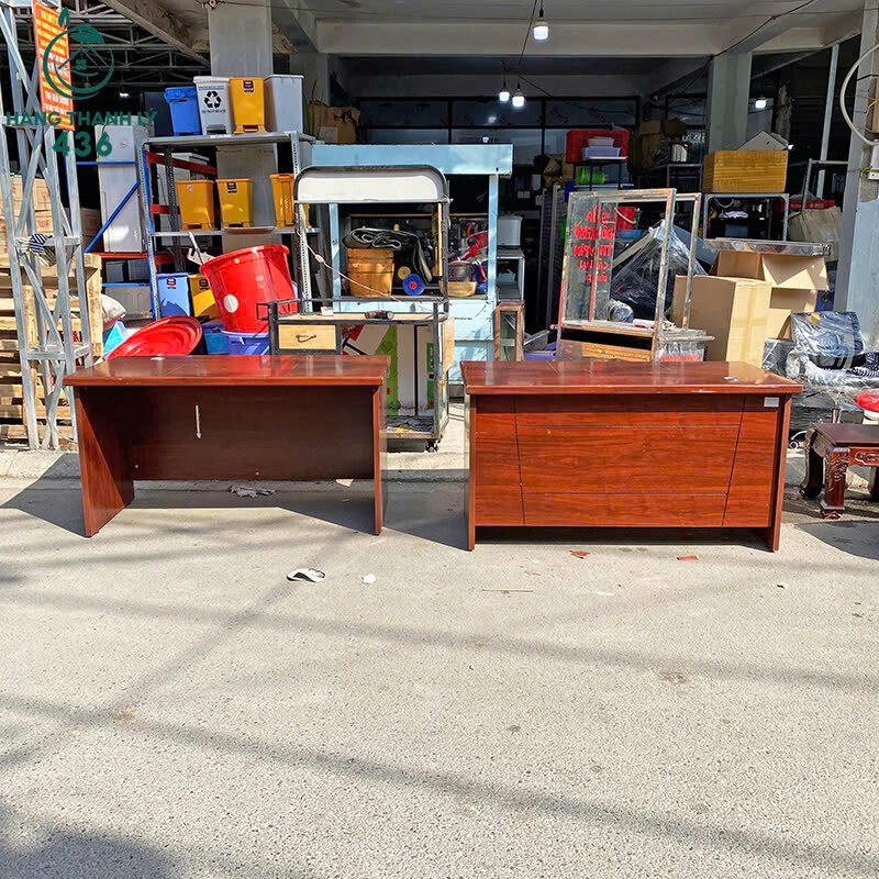 Bàn Giám Đốc Gỗ Cũ 1M4x70CMx75CM Kiểu Dáng Sang Trọng ban-giam-doc-go-cu-1m4x70cmx75cm-kieu-dang-sang-trong-1 Bàn Giám Đốc Gỗ Cũ 1M4x70CMx75CM Kiểu Dáng Sang Trọng