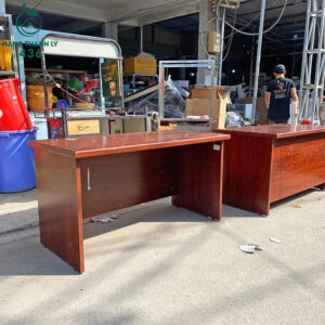 ban-giam-doc-go-cu-1m4x70cmx75cm-kieu-dang-sang-trong