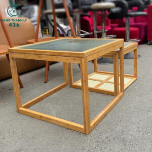 ban-go-tre-cu-mat-kinh-trang-tri-phong-cach-vintage