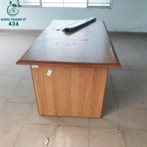 ban-hop-van-phong-go-cu-kich-thuoc-lon