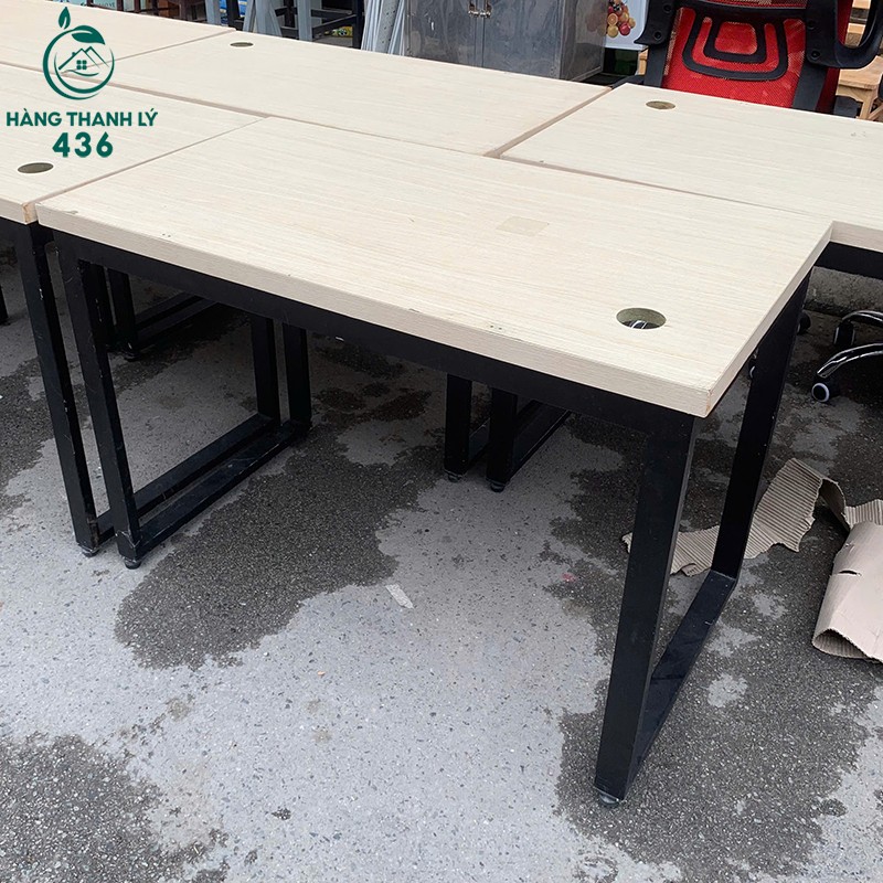 Bàn Làm Việc Cũ 1M1 Mặt Gỗ Chân Sắt Đen ban-lam-viec-cu-1m2x60cm-mat-go-chan-sat-trang-don-gian-3 Bàn Làm Việc Cũ 1M1 Mặt Gỗ Chân Sắt Đen