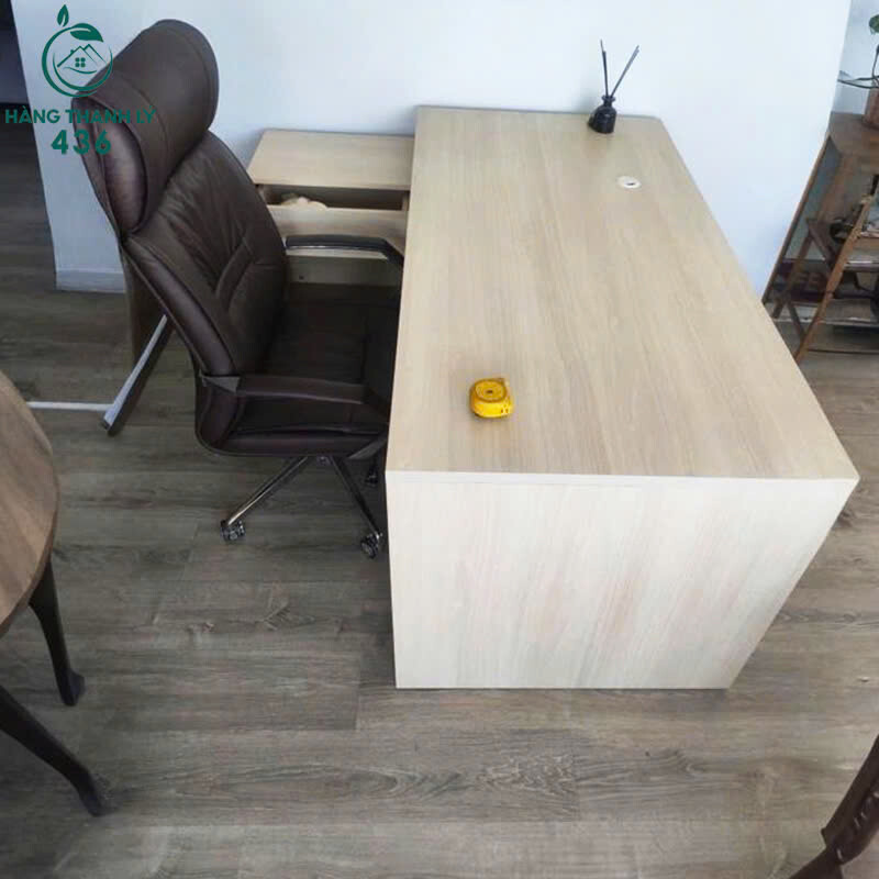 Bàn Làm Việc Cũ Gỗ Công Nghiệp Màu Sáng ban-lam-viec-cu-go-cong-nghiep-mau-sang-3 Bàn Làm Việc Cũ Gỗ Công Nghiệp Màu Sáng