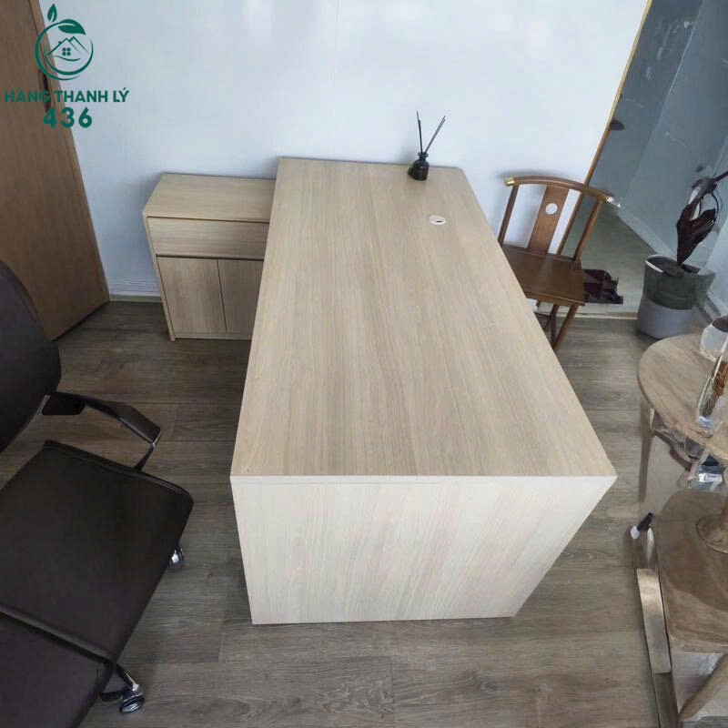 Bàn Làm Việc Cũ Gỗ Công Nghiệp Màu Sáng ban-lam-viec-cu-go-cong-nghiep-mau-sang-4 Bàn Làm Việc Cũ Gỗ Công Nghiệp Màu Sáng