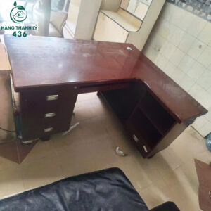 ban-lam-viec-giam-doc-chu-l-cu-go-son-nau