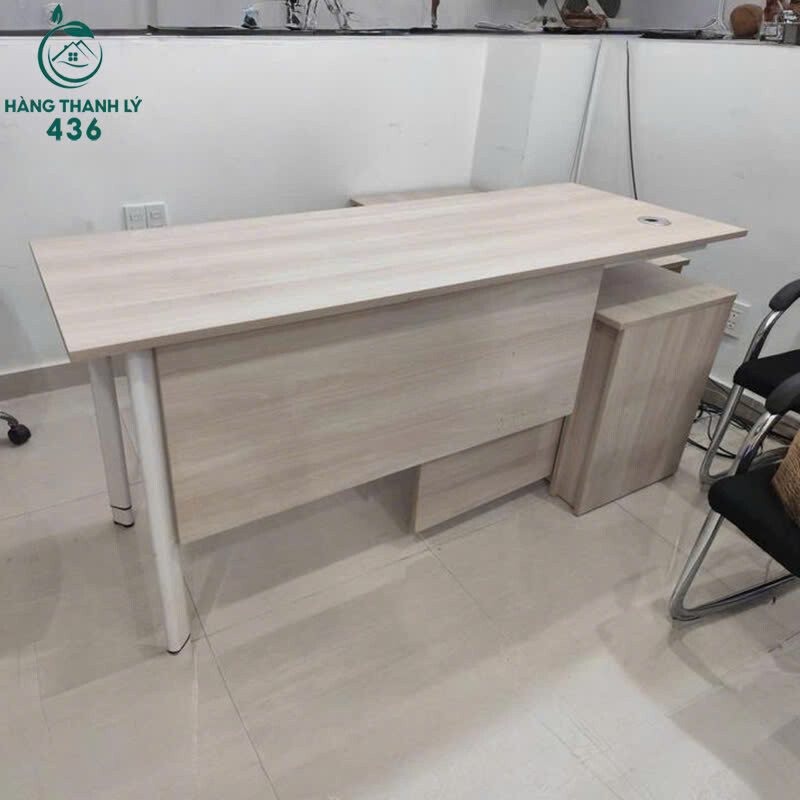Bàn Làm Việc Cũ 1M2x50CM Gỗ Sáng Màu Tiện Dụng ban-lam-viec-go-sang-mau-kem-hoc-tu-tien-dung-1 Bàn Làm Việc Cũ 1M2x50CM Gỗ Sáng Màu Tiện Dụng