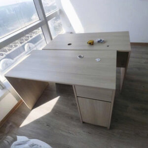 ban-lam-viec-van-phong-cu-go-cong-nghiep