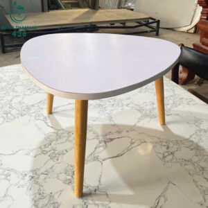 ban-sofa-giot-nuoc-cu-chan-go-tu-nhien