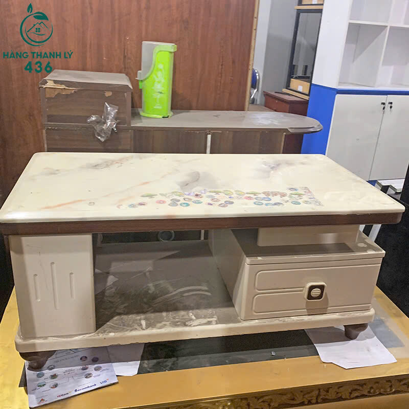 Bàn Sofa Mặt Đá Cũ Sang Trọng Dễ Lau Chùi ban-sofa-mat-da-cu-sang-trong-de-lau-chui-1 Bàn Sofa Mặt Đá Cũ Sang Trọng Dễ Lau Chùi