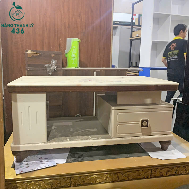 Bàn Sofa Mặt Đá Cũ Sang Trọng Dễ Lau Chùi ban-sofa-mat-da-cu-sang-trong-de-lau-chui-3 Bàn Sofa Mặt Đá Cũ Sang Trọng Dễ Lau Chùi